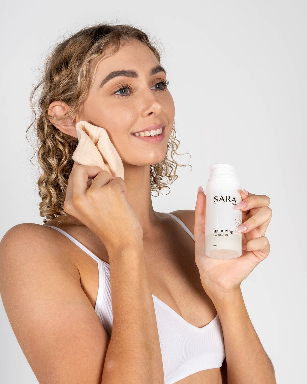 BALANCING GEL CLEANSER